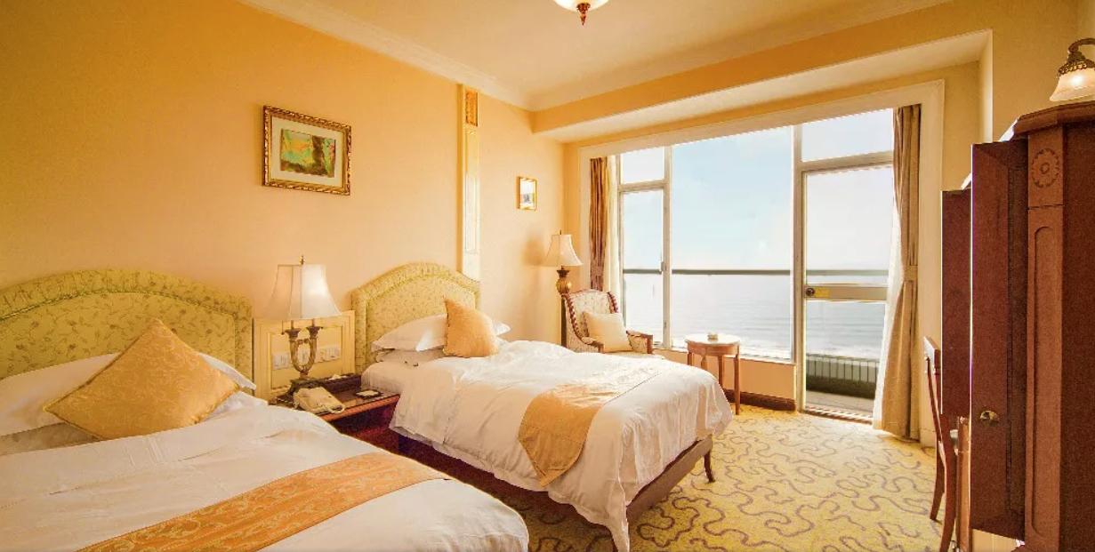 Huiquan Dynasty Hotel Qingdao Exteriör bild