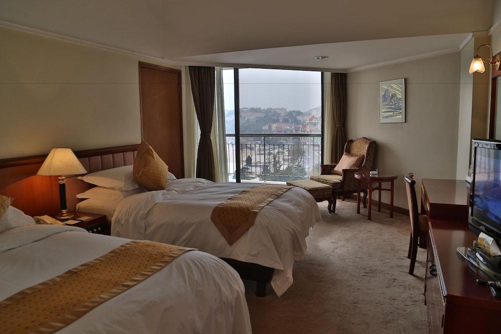 Huiquan Dynasty Hotel Qingdao Exteriör bild